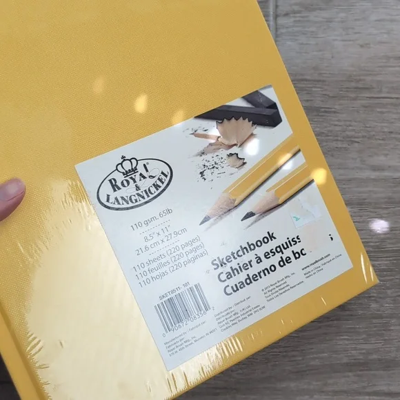 NWT sketchbook - Picture 2 of 11